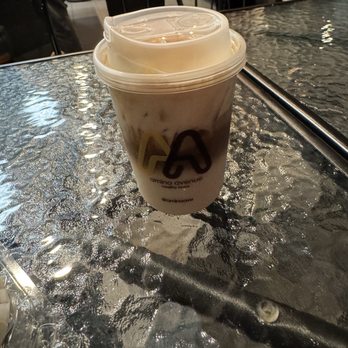 Amino Avenue - Banana Dream Latte 蕉梦拿铁 - Bubble Tea Near Me - Los Angeles, California Amino Avenue - Banana Dream Latte 蕉梦拿铁 - Bubble Tea Near Me - Los Angeles, California