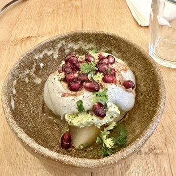 Mokonuts - Poached Pear Dessert - Cafes Near Me - Paris, 75