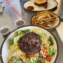 Badlands BBQ Burger