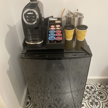 Hotel Milano - Mini fridge. Coffee maker, coffee, tea, sugar, and cream - Hotels Near Me - San Juan, Puerto Rico Hotel Milano - Mini fridge. Coffee maker, coffee, tea, sugar, and cream - Hotels Near Me - San Juan, Puerto Rico