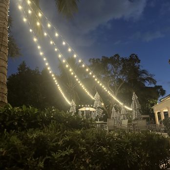 Am Pm Illuminations and Decor - Holiday Decorating Services Near Me - The Acreage, Florida