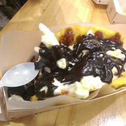 Julio's Home of the Chalupa - ICE CREAM CHALUPA!!!!
