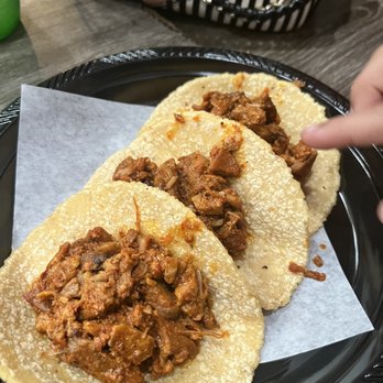 Pablito's Tacos - Tacos de al pastor - Peruvian Near Me - Burbank, California Pablito's Tacos - Tacos de al pastor - Peruvian Near Me - Burbank, California