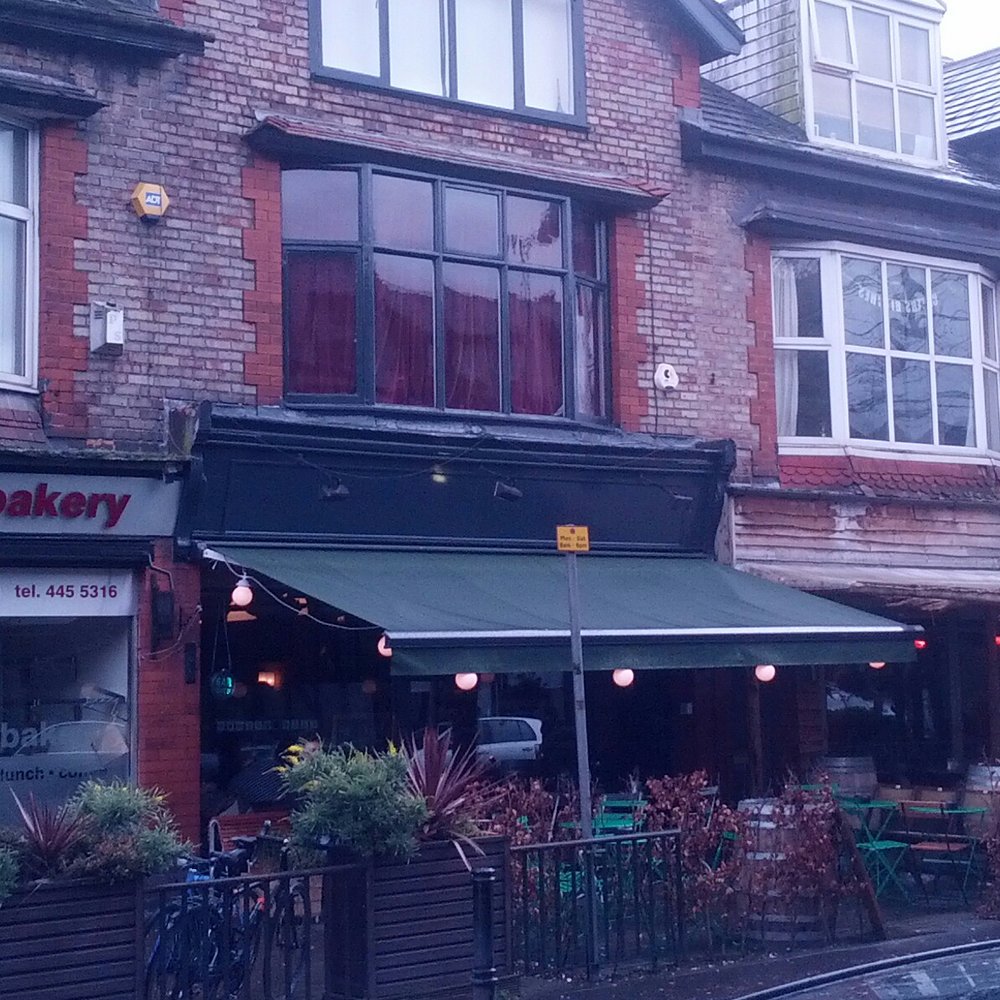 Volta Eaterie & Bar - Bars Near Me - Manchester, XGM