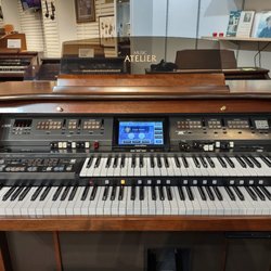 Kathy's Happy Organs and Pianos - Roland Atelier AT800SL
Amazing organ, fabulous sound, excellent condition.  $7999