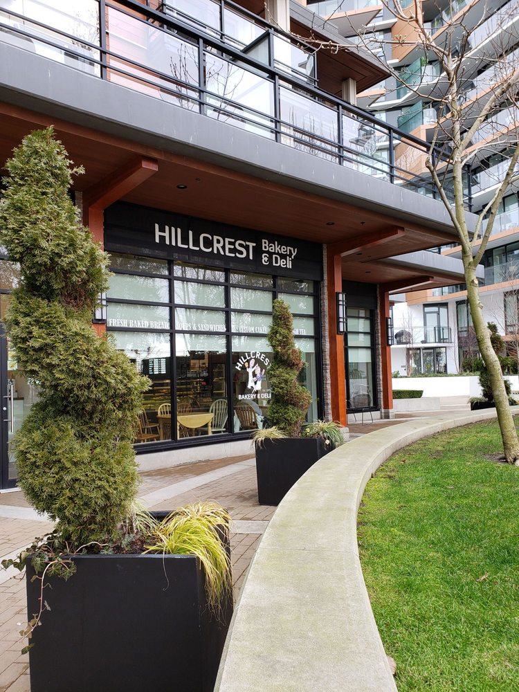 HILLCREST BAKERY & DELI Updated October 2024 32 Photos & 19 Reviews