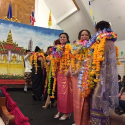 Thai New Year's Celebration - WAT Buddhapradeep of Reno - Leis are extra points towards winning