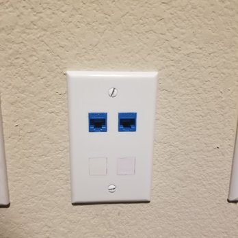 Hop2It Electrical Repair - Wall plate for internet connection. - Electricians Near Me - North Richland Hills, Texas Hop2It Electrical Repair - Wall plate for internet connection. - Electricians Near Me - North Richland Hills, Texas