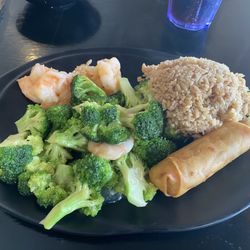 Taste Grill - Shrimp and Broccoli