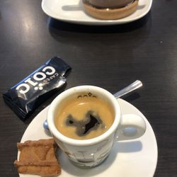Le Derby - Hot chocolate and expresso (small)