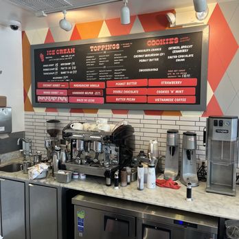 Churn - Ice Cream & Frozen Yogurt Near Me - Phoenix, Arizona