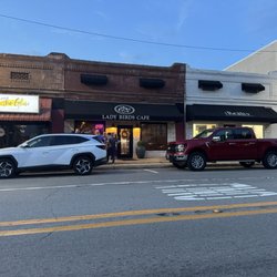 Lady Birds Cafe - Small Town Downtown Style
