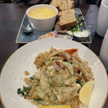 First Watch - BLT with a sub of chicken sausage & Pesto Chicken Quinoa Bowl - Breakfast & Brunch Near Me - Chantilly, Virginia