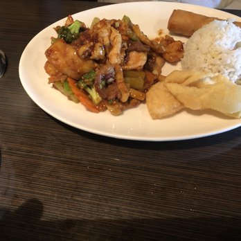 Chef Ping - Kung pao chicken lunch special - Chinese Near Me - Rolling Meadows, Illinois