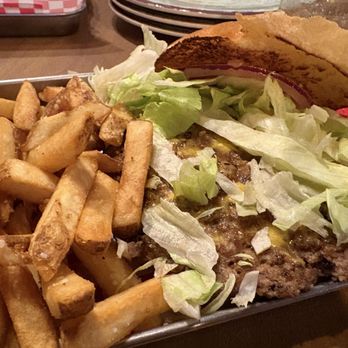 The Players Pub - Burgers Near Me - Tunkhannock, Pennsylvania