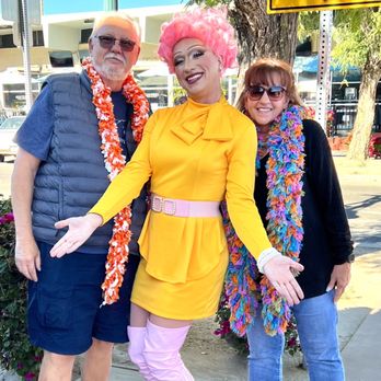 Drag & Fly Tours - Fun along the way - Bus Tours Near Me