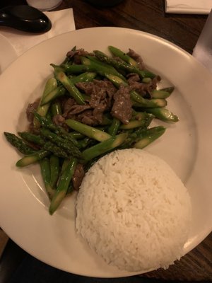 Le’s Vietnamese Restaurant by null