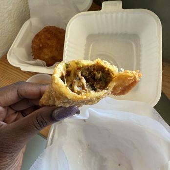 El Cubano - Beef empanada - Cuban Near Me - Saint Paul, Minnesota