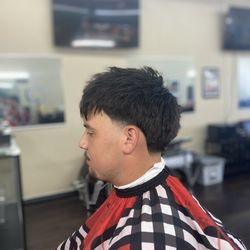 Golden Edge Barbershop - Low Taper By Klayton