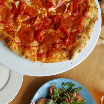 The Guest House - Pepperoni, pickled red peppers, Fresno chili, smoked mozzarella pizza and Arugula salad - American Near Me - Kenmore, Washington The Guest House - Pepperoni, pickled red peppers, Fresno chili, smoked mozzarella pizza and Arugula salad - American Near Me - Kenmore, Washington