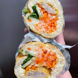 Boba Binge - B9. Meatball Banh Mi(Banh Mi Xiu Mai)