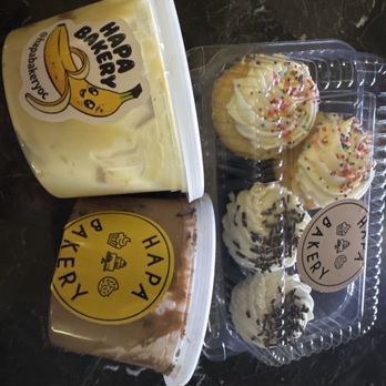 Hapa Cakes & Bakery - First timer! Banana pudding was 10/10. Will be back! To the employee working today you're amazing - Cupcakes Near Me - Fullerton, California