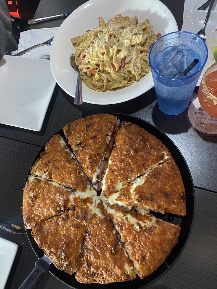 PAULS PIZZA Updated May 2024 2767 32 Avenue NE, Calgary, Alberta