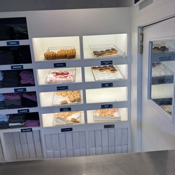 Donut Hole Bakery Cafe - Donut Case - Cafes Near Me - Santa Rosa Beach, Florida Donut Hole Bakery Cafe - Donut Case - Cafes Near Me - Santa Rosa Beach, Florida