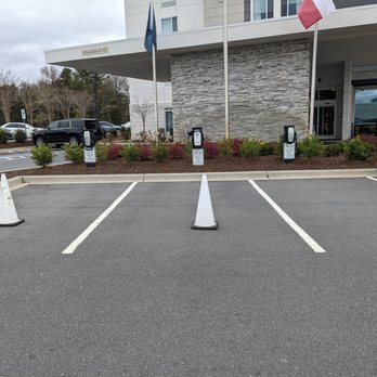 EV Charging Station - EV Charging Station, 3950 Arco Corporate Dr, Charlotte, - EV Charging Stations Near Me - Charlotte, North Carolina EV Charging Station - EV Charging Station, 3950 Arco Corporate Dr, Charlotte, - EV Charging Stations Near Me - Charlotte, North Carolina