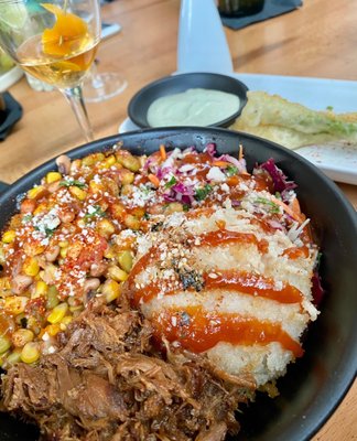 Kinjo Kitchen + Cocktails by null