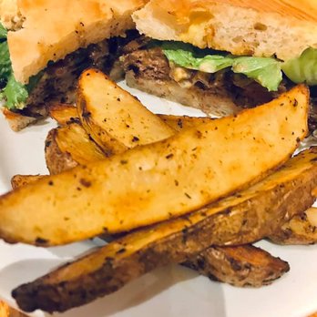 Broken Rocks Cafe & Bakery - Blue-bbq Burger - Bakeries Near Me - Wooster, Ohio