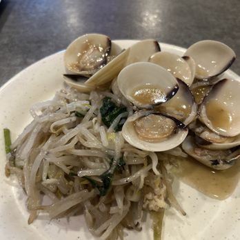 Asia Seafood Buffet - Stir fried bean sprouts w/ spinach, and stir fried clams. Super healthy and low in fat! - Buffets Near Me - Murrieta, California