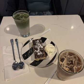 Roast & Brew - Caramel Macchiato Tiramisu Lavender Matcha Latte - Coffee & Tea Near Me - Houston, Texas Roast & Brew - Caramel Macchiato Tiramisu Lavender Matcha Latte - Coffee & Tea Near Me - Houston, Texas