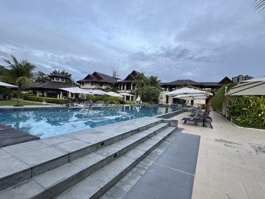 Crimson Resort and Spa Mactan by null
