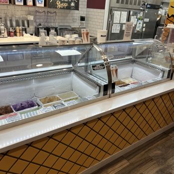 Toby's Handmade Ice Cream - Ice cream bar - Ice Cream & Frozen Yogurt Near Me - Vienna, Virginia Toby's Handmade Ice Cream - Ice cream bar - Ice Cream & Frozen Yogurt Near Me - Vienna, Virginia
