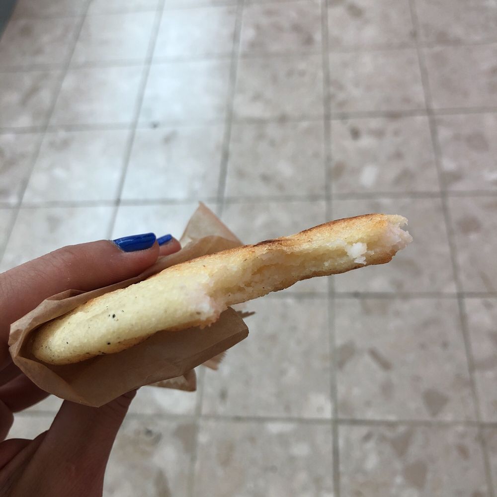 Arepasmanía - Venezuelan Near Me - Pembroke Pines, Florida