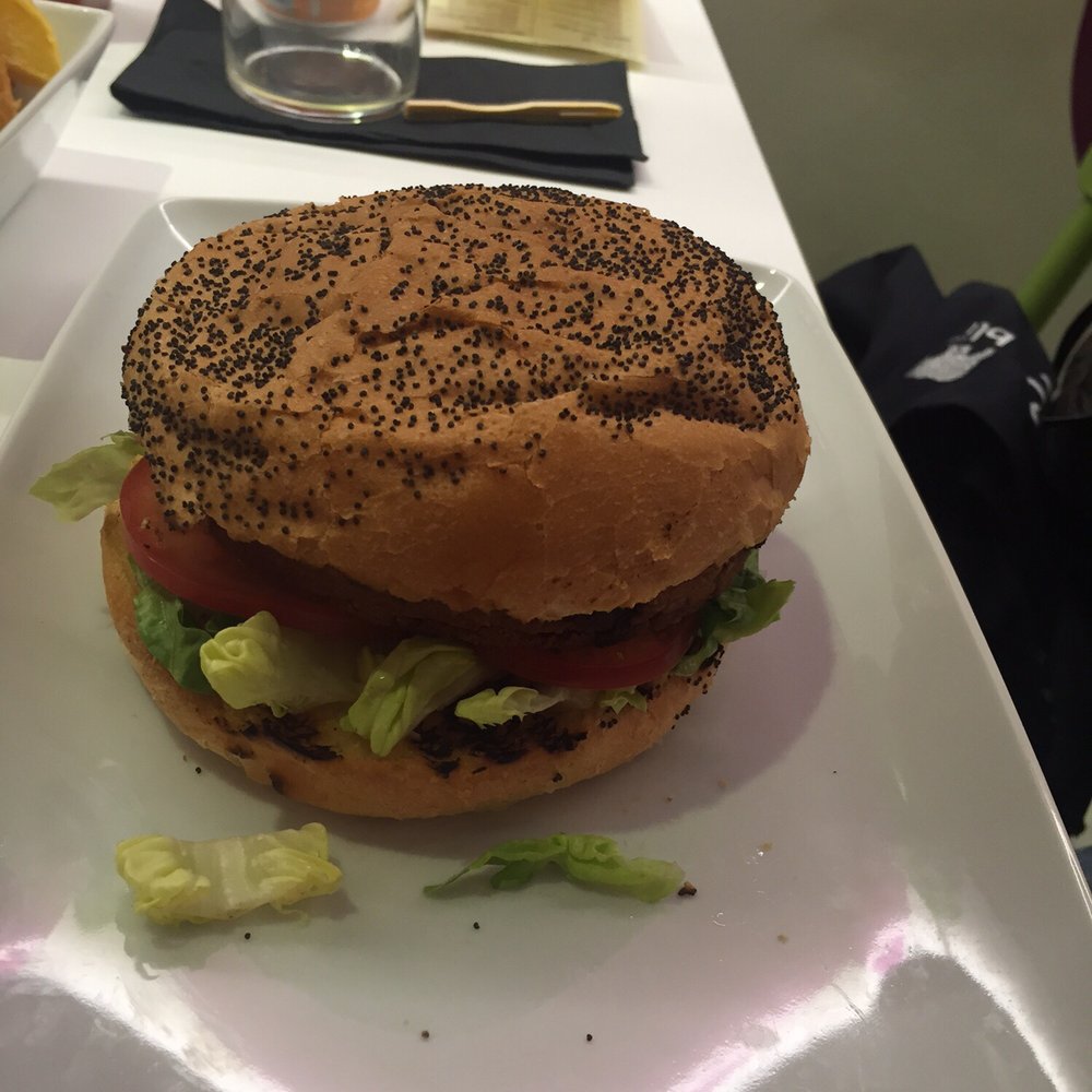 Dr. Burger - That's the "Vegan-Burger"... - Burgers Near Me - Mataró, B