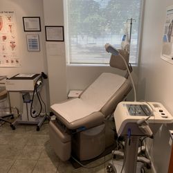 Regenerate Men's Health Medical Clinic - Shockwave procedure room