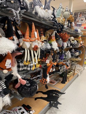 TJ MAXX - Updated November 2025 - 124 Photos & 25 Reviews - 1169 Nimmo