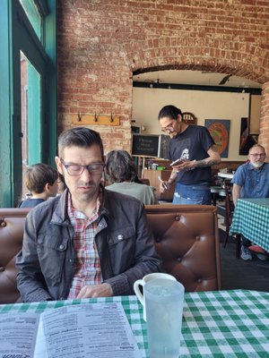 Lisa's Radial Cafe by null