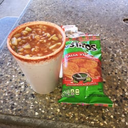La Reina Por Su Sabor - Clamato preparado con almejas y muchas