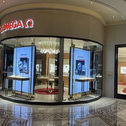 Omega Boutique