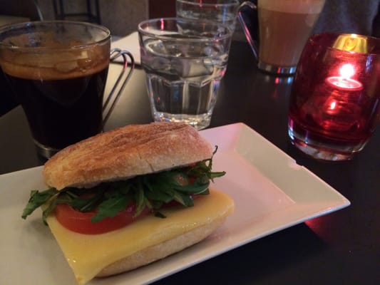 Mellqvist Cafe & Bar by null