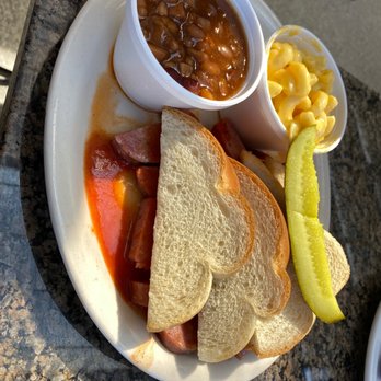 Big Q Barbeque - Sausage Plate, Bar B Que Baked Beans, Bread Mac N Cheese - Barbeque Near Me - Kansas City, Kansas Big Q Barbeque - Sausage Plate, Bar B Que Baked Beans, Bread Mac N Cheese - Barbeque Near Me - Kansas City, Kansas