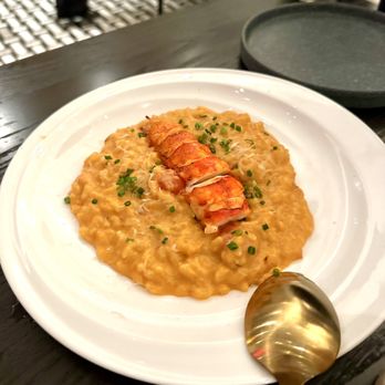 Gordon Ramsay Hell's Kitchen - Lobster Risotto - New American Near Me - Miami, Florida Gordon Ramsay Hell's Kitchen - Lobster Risotto - New American Near Me - Miami, Florida