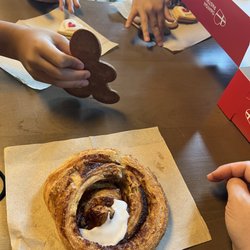 Danish Pastry House - Kanel Snegl