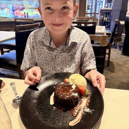 Molten lava cake