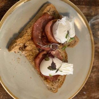 The Edinburgh Larder - Poached eggs, bacon, and toast. - Delis Near Me - Edinburgh, EDH The Edinburgh Larder - Poached eggs, bacon, and toast. - Delis Near Me - Edinburgh, EDH