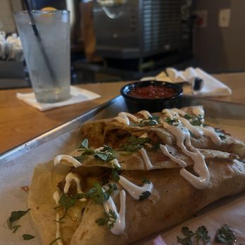 En Su Boca - Chicken Quesadilla - Mexican Near Me - Richmond, Virginia