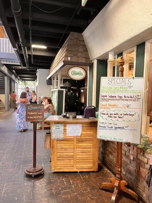 Cinnamon's Restaurant Kailua by null